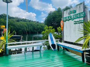 Markhouse Bungalow Ko Kut